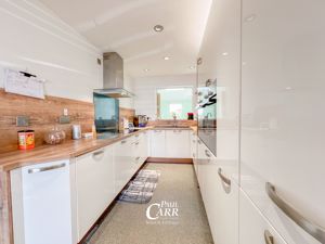 Photo 16- click for photo gallery